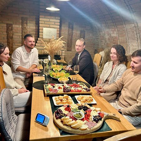 Sklep U Dusana Vracov Exteriér fotografie